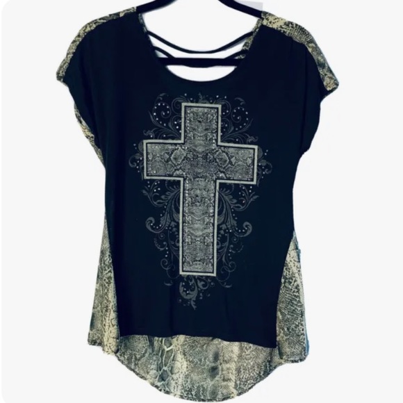 Hybrid Apparel Tops - Hybrid Cross Animal Print Back Shirt
